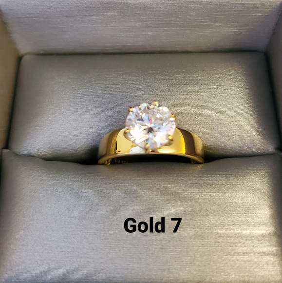 New Bella Luce Solitaire - Picture 3 of 4